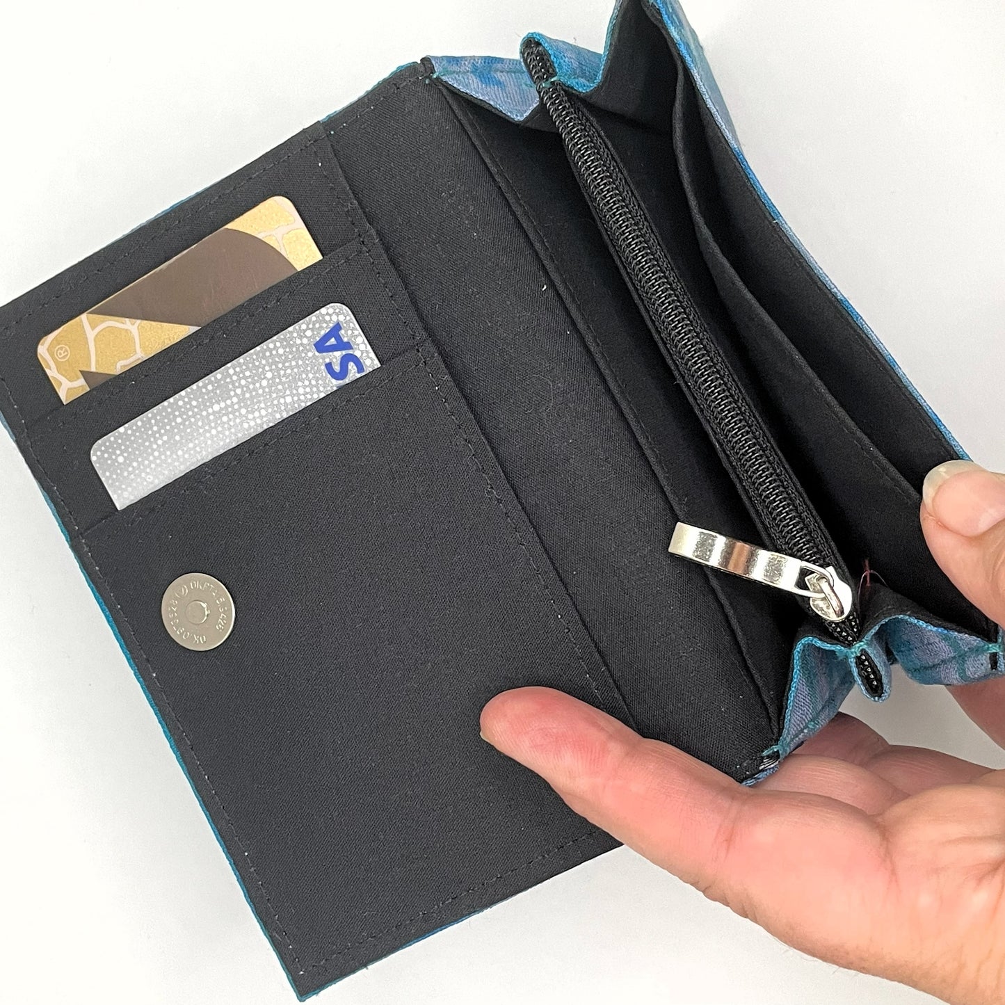 Silk Purse | Wallet with Coin Zip Pocket